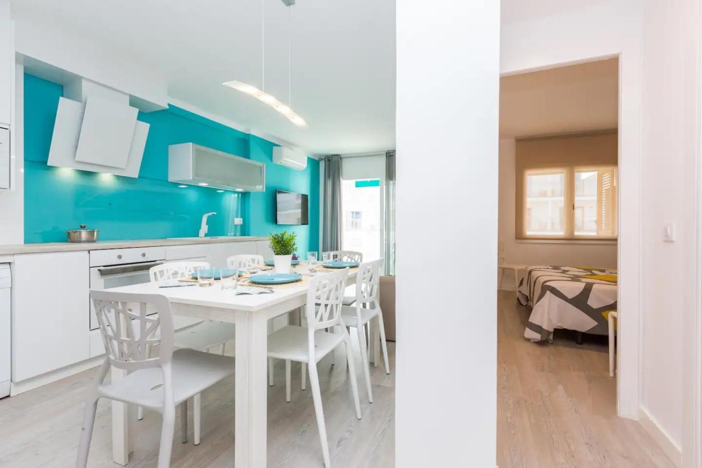 Uhc Carlos V Apartments Salou Ngoại thất bức ảnh