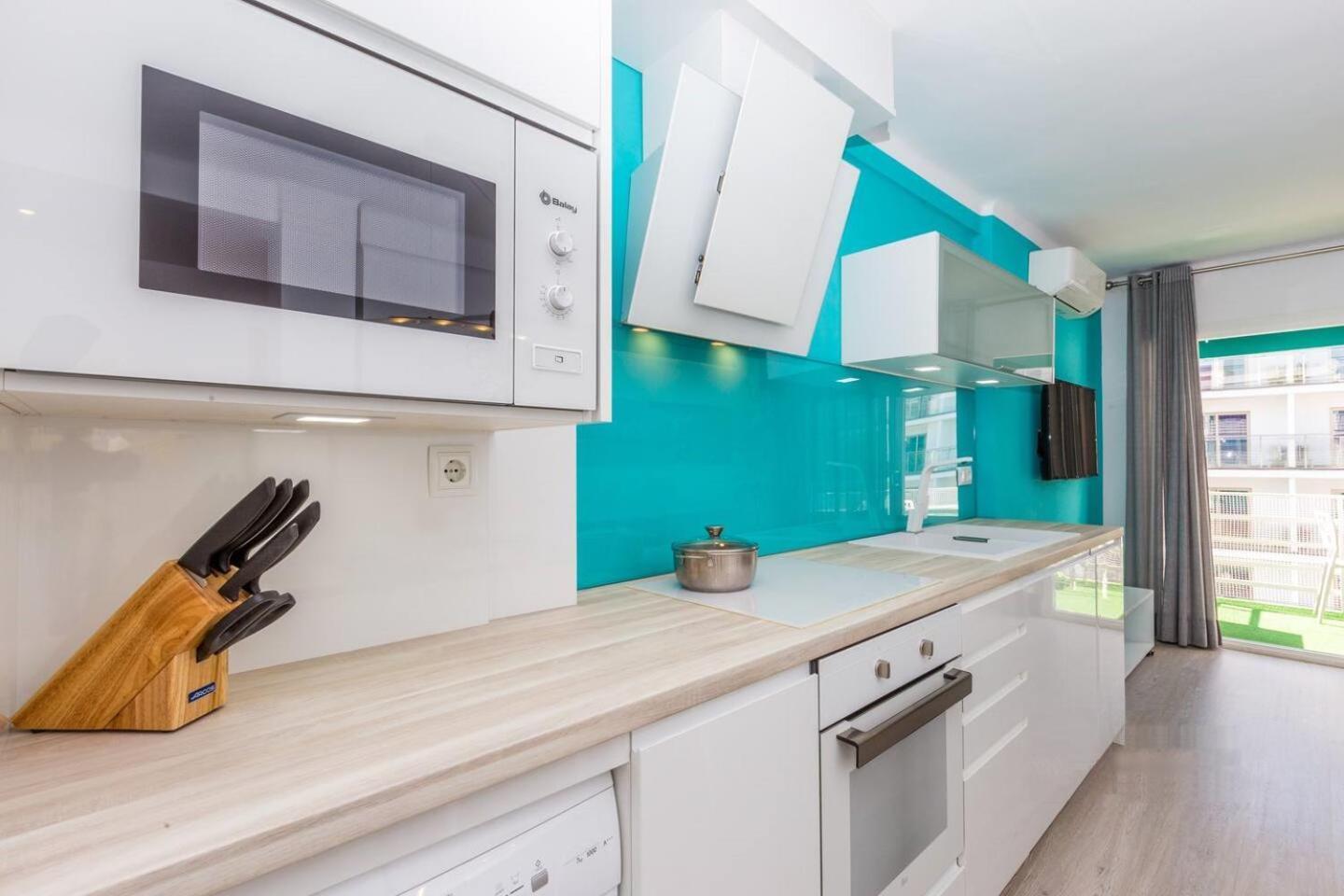 Uhc Carlos V Apartments Salou Ngoại thất bức ảnh