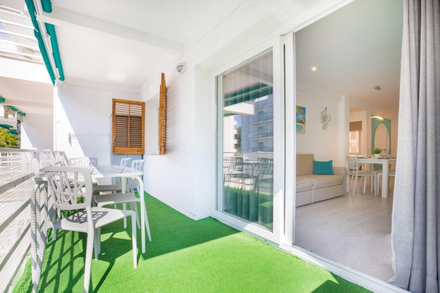 Uhc Carlos V Apartments Salou Ngoại thất bức ảnh