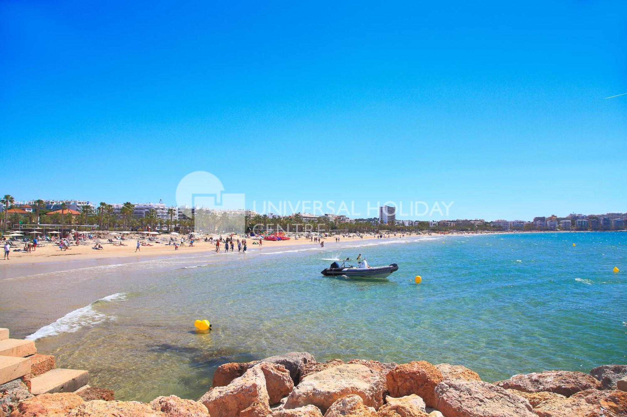 Uhc Carlos V Apartments Salou Ngoại thất bức ảnh