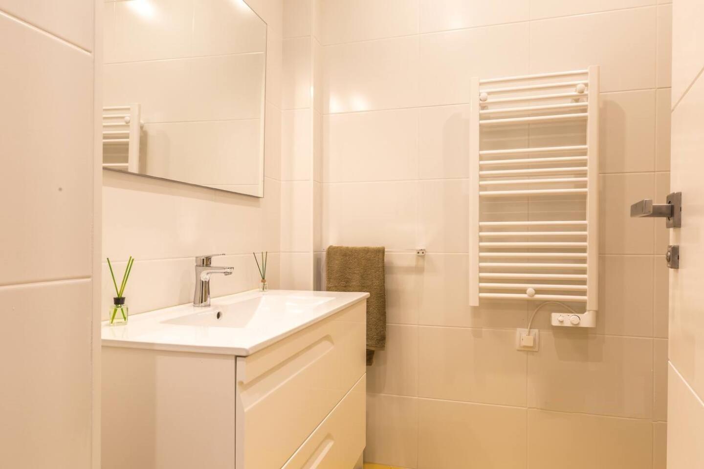 Uhc Carlos V Apartments Salou Ngoại thất bức ảnh