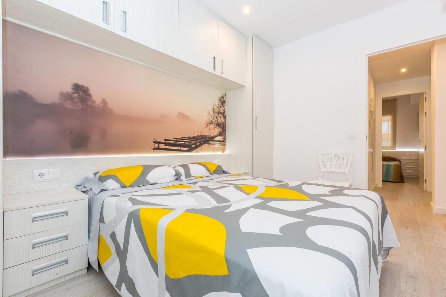 Uhc Carlos V Apartments Salou Ngoại thất bức ảnh
